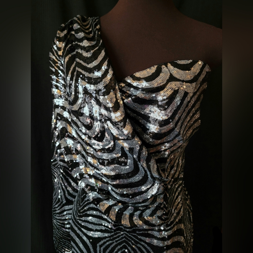 One-Shoulder Black and Silver Sequin Prom Dress